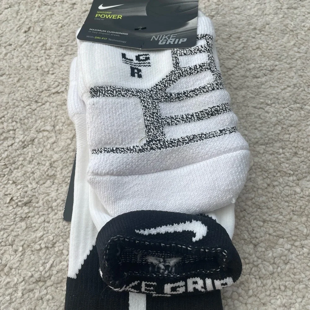 Nike power grip socks *rare* 2 pairs